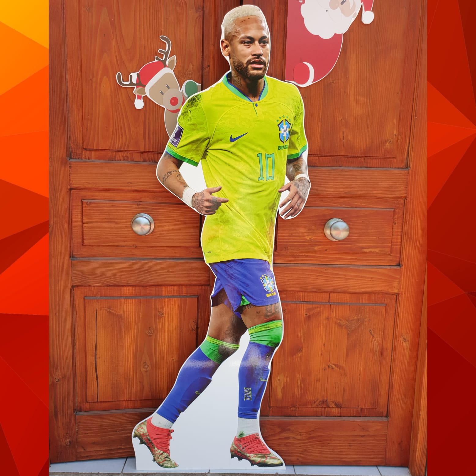 Figura Foam Neymar 1.80cm.